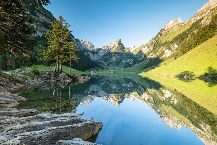 Seealpsee im Alpstein, Schweiz