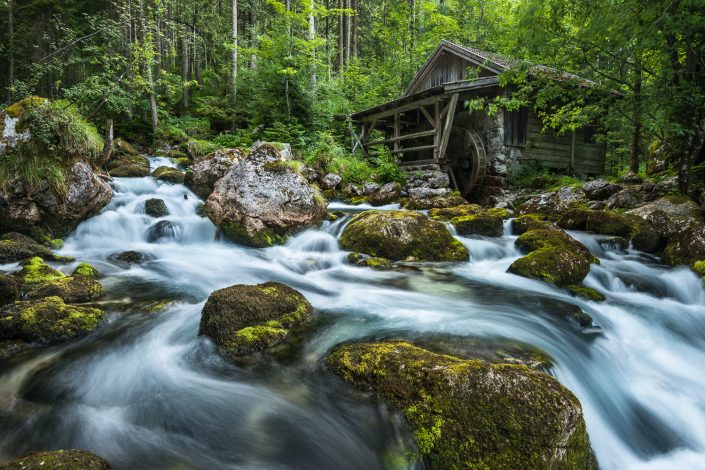 Alte Mühle am Bach, Gollinger Wasserfall, Salzburg