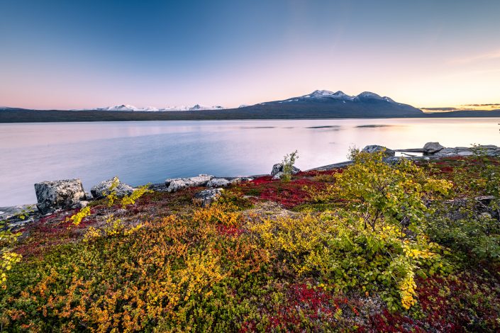 herbstliche Landschaft, Stora Sjöfallet Nationalpark, Schweden