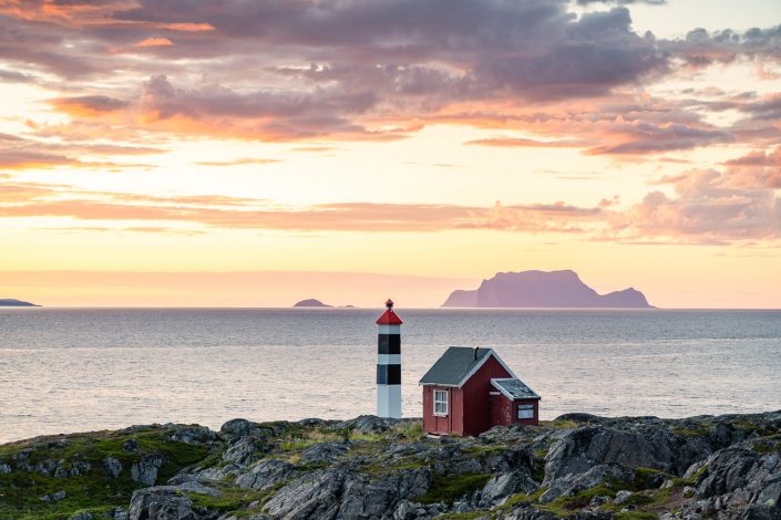 Lyngstuva Leuchtturm, Sonnenuntergang, Lyngen, Norwegen